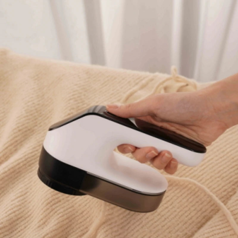 Nucomfy™ Portable Rechargeable Lint Remover