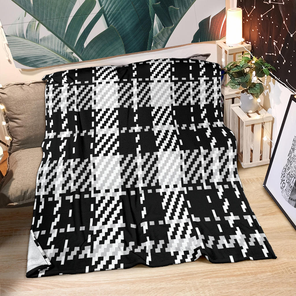 High-Quality Premium Blankets Square - Tartan Plaid Pattens - Black White
